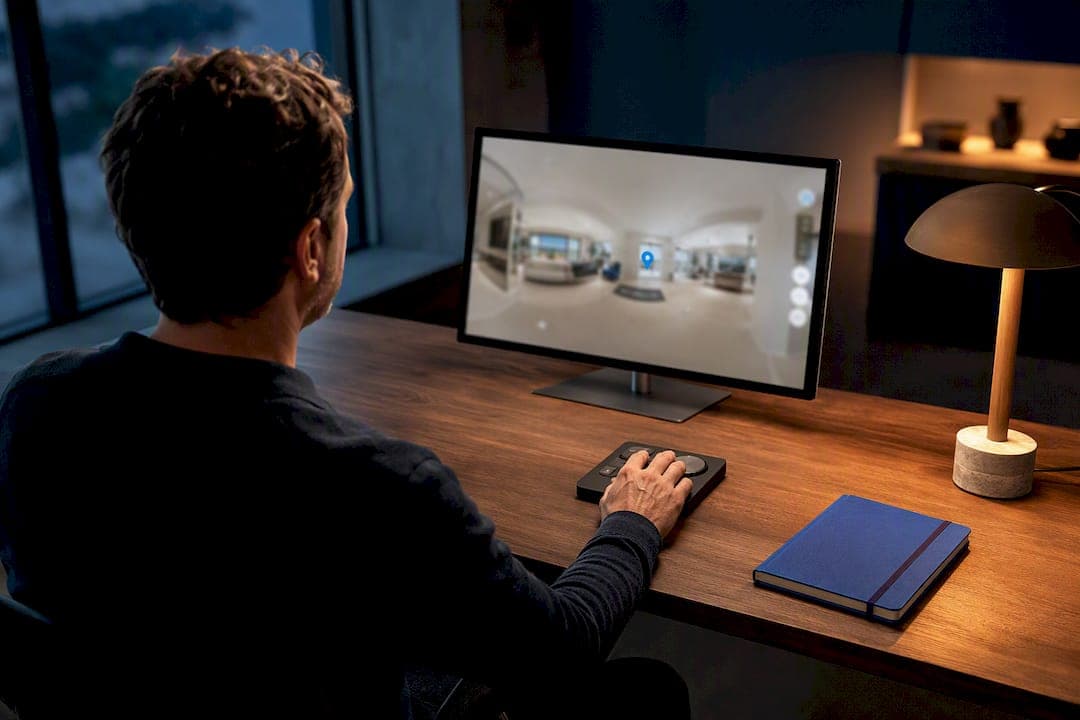 Run Remote Pointer Virtual Tours for Hosts With Simple Virtual Tour